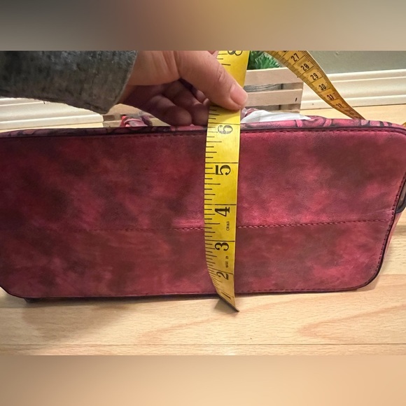 Montana West Fuchsia Large Tote - Picture 9 of 15